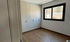 Large apartment for sale in Germasogeia