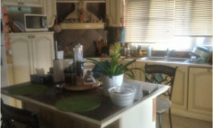 5 bedroom house with swimming pool for sale in Pyrgos