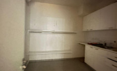 Office 200 m2 to rent in Neapolis