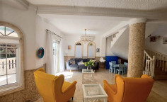 For bedroom house for sale in Paralimni