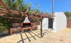 For bedroom house for sale in Paralimni