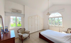 For bedroom house for sale in Paralimni