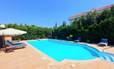 For bedroom house for sale in Paralimni