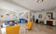 For bedroom house for sale in Paralimni