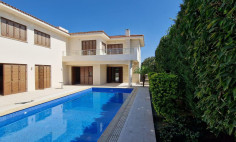For beds house for sale in Strovolos