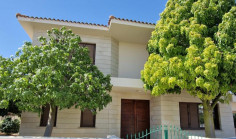 For beds house for sale in Strovolos