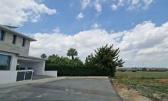 Land 1345 m2 for sale in Lakatamia, Nicosia Land 1345 m2 for sale in Lakatamia, Nicosia