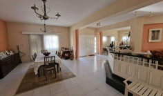 3 bedroom house for sale in Makedonitissa