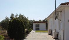 4 bedroom house to rent in Kato Deftera