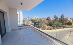 Spacious 2 bedroom furnished apartment to rent in Zakaki