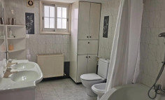 Spacious 4 bedroom house to rent in Strovolos