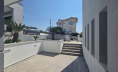 For sale spacious detached house Agios Athanasios sea view 