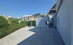 For sale spacious detached house Agios Athanasios sea view 