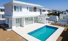 Modern detached house in peaceful Oroklini with pool 