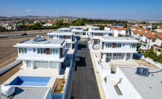 Modern detached house in peaceful Oroklini with pool 