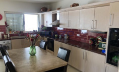 Spacious Platres villa with pool on large plot 
