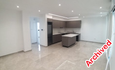 Modern 2-bedroom top floor apartment with private roof garden - vergina area 