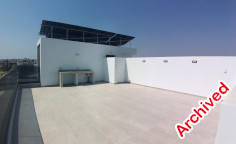 Modern 2-bedroom top floor apartment with private roof garden - vergina area 