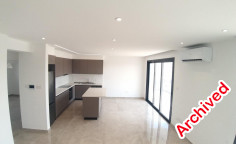 Modern 2-bedroom top floor apartment with private roof garden - vergina area 