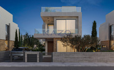 Modern villa with pool in vibrant Geroskipou area 