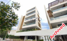 Penthouse apartment in central Mesa Geitonia with pool 