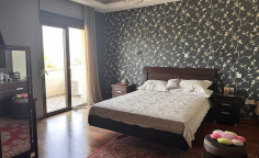 For sale: spacious house in Larnaka with two plots 