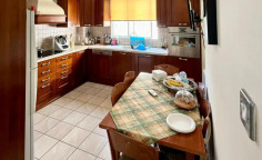 Spacious 4 bedroom apartment for sale in Agioi Omologites