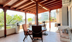 Spacious 4 bedroom apartment for sale in Agioi Omologites