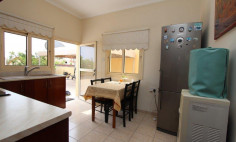 Spacious 2 bedroom house for sale in Paralimni