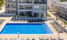 Fully furnished two bedroom apartment with sea view 