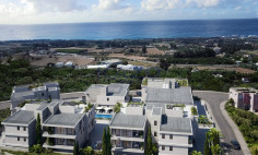 Modern Geroskipou apartment with pool gym sea view 