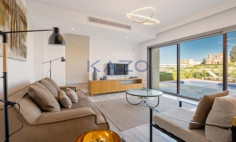 Furnished sea view villa in peaceful Chloraka area 