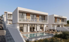 Modern furnished villa with pool and sea view 