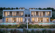 Modern furnished villa with pool and sea view 
