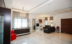 Spacious Agios Tychonas villa with pool gym 