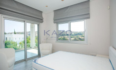 Spacious Agios Tychonas villa with pool gym 