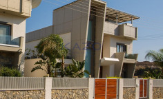 Spacious Agios Tychonas villa with pool gym 