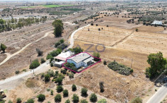 Charming metallic-frame with prefabricated walls , detached home with attic in Peristerona, Nicosia 