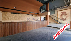 Former café-bar-restaurant in prime central location 