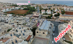 Ground floor 2-bedroom apartment in Paralimni - steps from the sea 