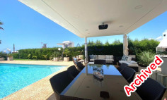 Spacious villa with pool and sea view Agios Tychonas 