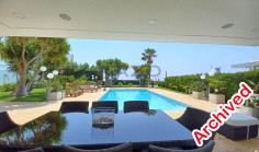 Spacious villa with pool and sea view Agios Tychonas 
