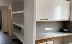 Spacious commercial to rent in Agioi Omologites