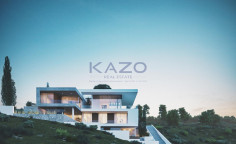 Spacious villa with sea view in Agios Tychonas 