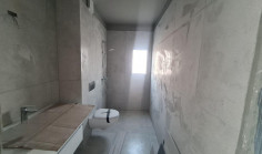 Commercial for sale in Platy
