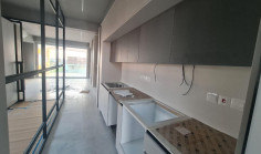 Commercial for sale in Platy