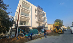 Commercial for sale in Platy
