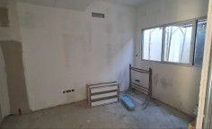 Commercial for sale in Platy