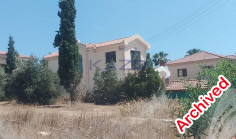 Spacious four bedroom villa with pool Mouttagiaka 