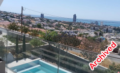 Modern furnished villa with pool in Mouttagiaka 